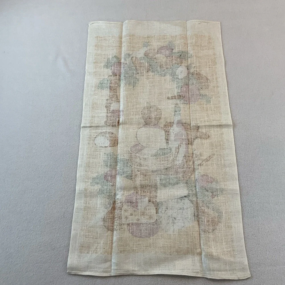 Kay Dee Handprints edge linen wine